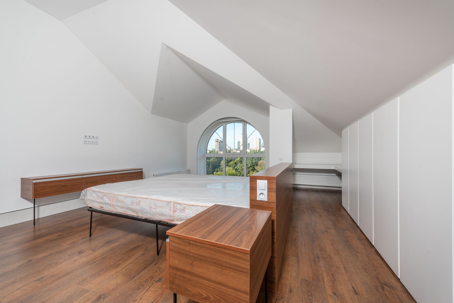 Traitement punaises de lit équipe à Saint-Germain-en-Laye